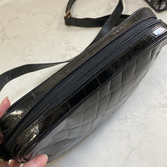 Furla Mock Croc crossbody in black - Picture 7 of 12